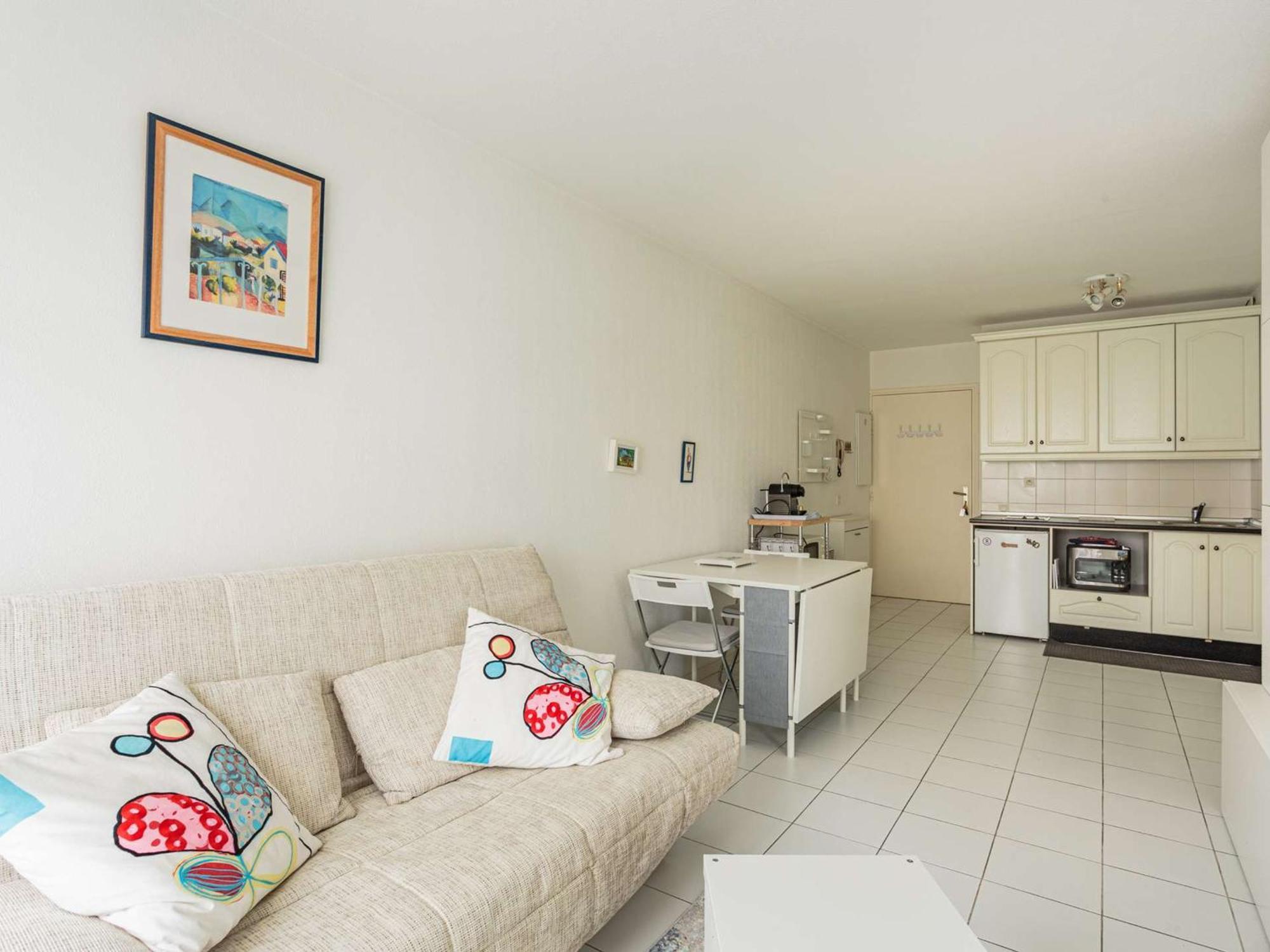Appartement A 200 M De La Plage Avec Terrasse Et Parking, Au Coeur Des Commerces Et Restaurants - Fr-1-2-426 Hendaye Exterior photo